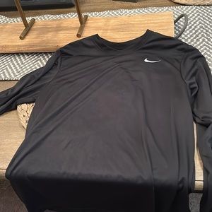 Nike dri fit tee black me s size Med